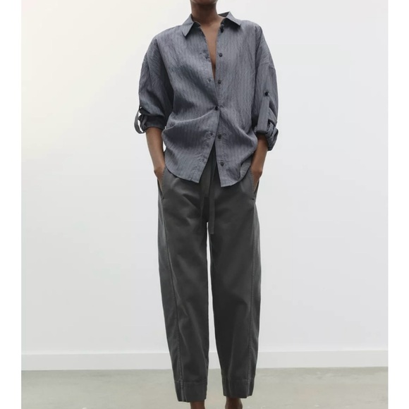 Zara Pants - Zara Gray Chinos Tailored High-Waisted pants. Used